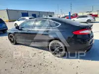 2015 Ford FUSION photo
