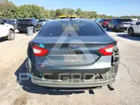 2015 Ford FUSION фото