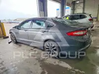 2015 Ford FUSION фото
