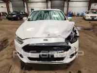 2015 Ford FUSION фото
