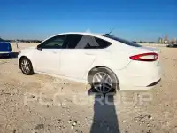 2015 Ford FUSION photo