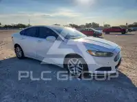 2015 Ford FUSION photo