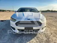 2015 Ford FUSION photo