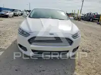 2015 Ford FUSION фото