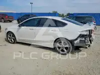 2015 Ford FUSION фото