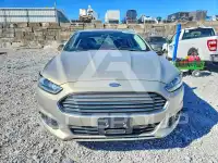 2015 Ford FUSION фото