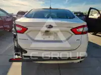2015 Ford FUSION фото
