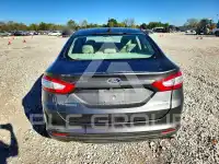 2015 Ford FUSION фото