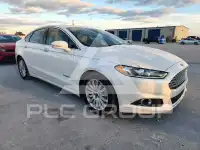 2015 Ford FUSION photo