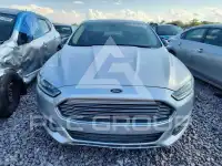 2015 Ford FUSION фото