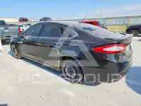 2015 Ford FUSION photo