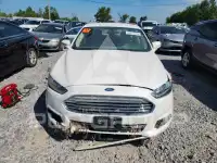 2015 Ford FUSION фото