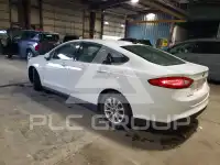 2015 Ford FUSION фото