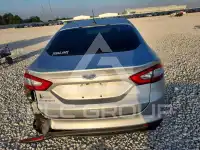 2015 Ford FUSION фото