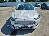 2015 Ford FUSION фото