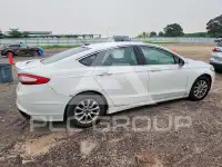 2015 Ford FUSION фото