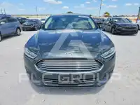 2015 Ford FUSION фото