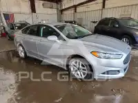 2015 Ford FUSION фото