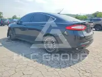2015 Ford FUSION фото