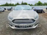 2015 Ford FUSION фото