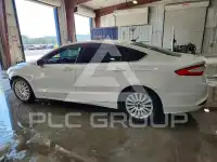 2015 Ford FUSION фото