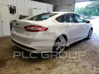 2015 Ford FUSION фото