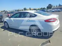 2015 Ford FUSION photo