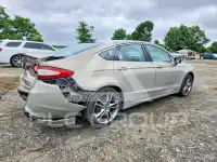 2015 Ford FUSION фото