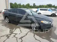 2015 Ford FUSION фото