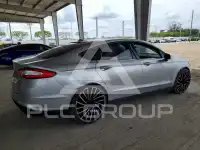 2015 Ford FUSION фото