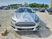 2015 Ford FUSION photo