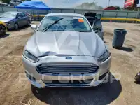 2015 Ford FUSION фото