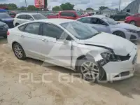 2015 Ford FUSION фото