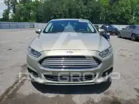 2015 Ford FUSION фото