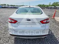 2015 Ford FUSION фото