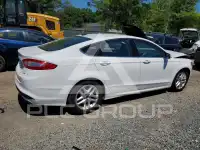 2015 Ford FUSION фото