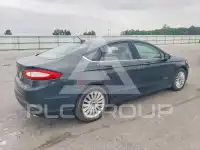 2015 Ford FUSION photo