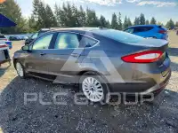 2015 Ford FUSION photo