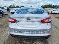 2015 Ford FUSION фото