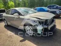 2015 Ford FUSION фото