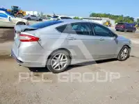 2015 Ford FUSION фото