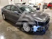 2015 Ford FUSION фото