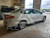 2015 Ford FUSION фото