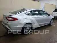 2015 Ford FUSION фото