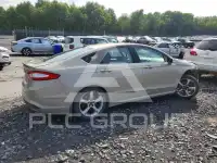 2015 Ford FUSION photo