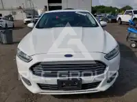 2015 Ford FUSION фото