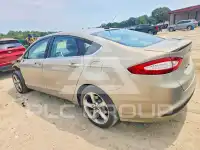 2015 Ford FUSION фото