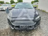 2015 Ford FUSION фото