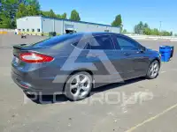 2015 Ford FUSION фото