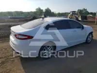 2015 Ford FUSION фото